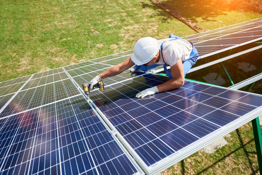 Polykrystalický, monokrystalický, nebo amorfní panel? Jak si vybrat fotovoltaiku